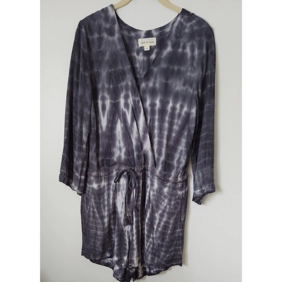 Cloth and Stone Anthropologie Gray Tie Dye Print Drawstring Tie Romper Size M - Picture 1 of 11